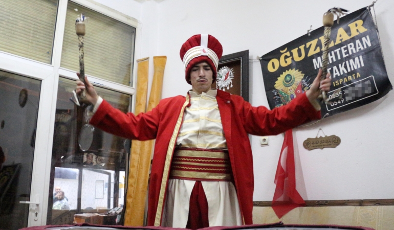 Kreşte tanıştığı mehtere 15 yılını verip, kendi ekibini kurdu