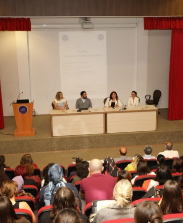 Akdeniz Üniversitesi’nde ‘Boşanma ve Kadına Karşı Şiddet’ paneli