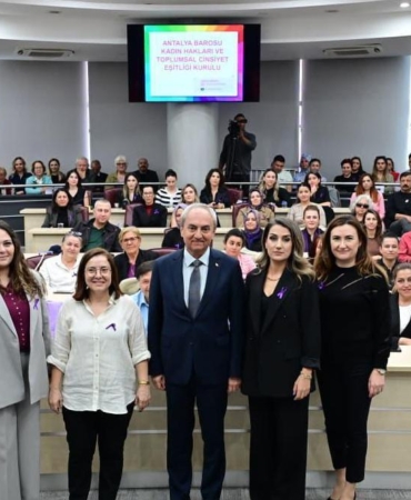 ‘Kadına yönelik şiddeti önlemek toplumsal bir görevdir’