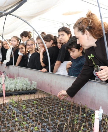 Öğrencilere çevre eğitimi