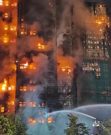 Hong Kong’da sitede çıkan yangında hayatını kaybedenlerin sayısı 128’e yükseldi