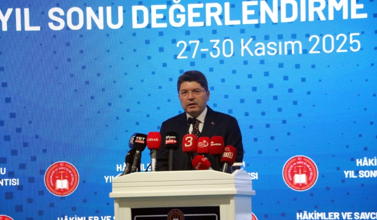 Bakan Tunç: Bugünkü sistemi karalamaya çalışanlar, geçmişteki uygulamaya baksın