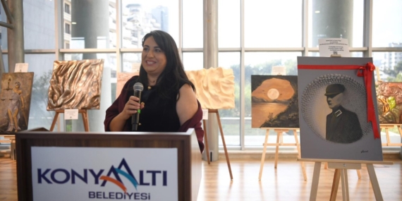 Konyaaltı’nda Kadınları Destekleyen Sergi Açıldı