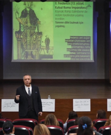 Kadına Şiddete Karşı Farkındalık Sergisi Açıldı