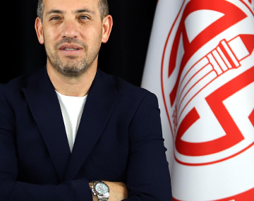 Antalyaspor’da Peş Peşe İstifalar