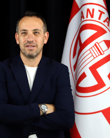 Antalyaspor’da Peş Peşe İstifalar