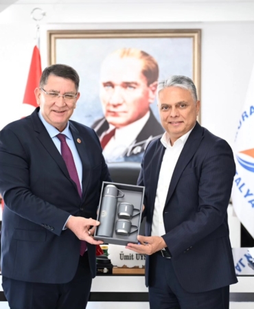 Esnafın Sorunları Başkan Uysal ile Görüşüldü