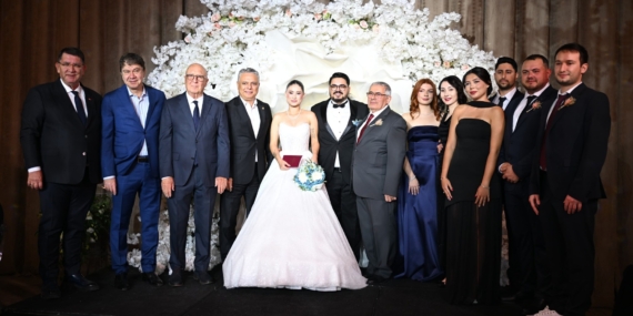 Gülaçtı Ailesinin Düğününde Birlik Beraberlik