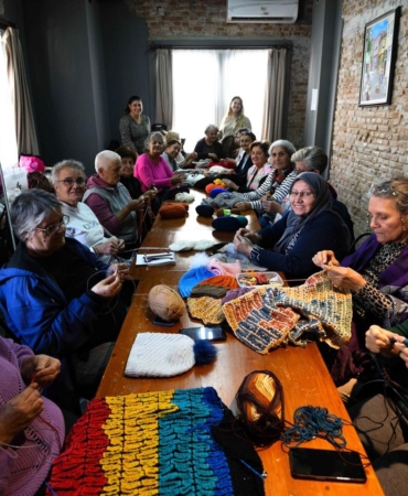 Miniklere Sevgiyle Yeni Yıl Hediyesi Hazırlıyoruz