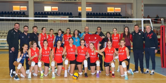 Orhan Sataner’in Voleybol Kariyerine Veda Gecesi!