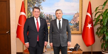 Esnaftan Valiliğe: Sorunlar ve Beklentiler