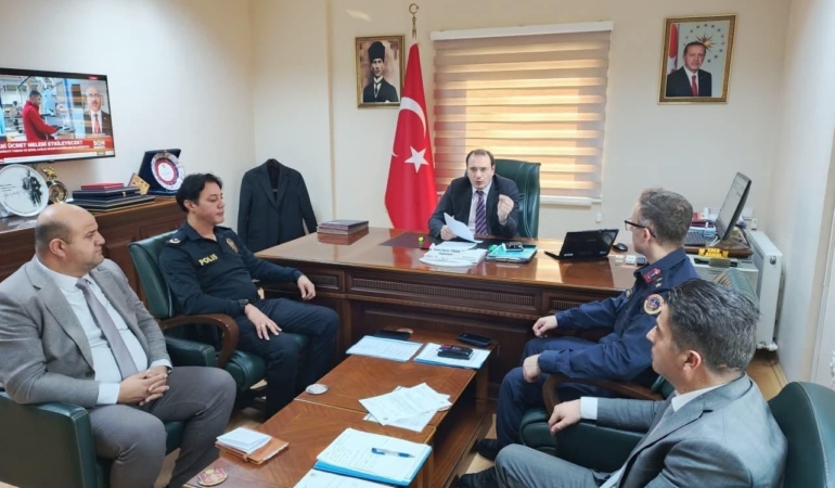 Çay’da el yapımı patlayıcılarla mücadele toplantısı