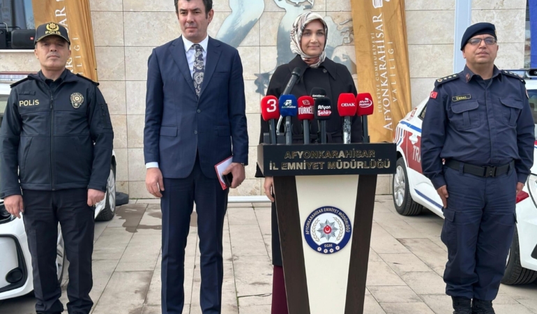 Eber Gölü’ne ‘giriş yasağı’ kaldırıldı