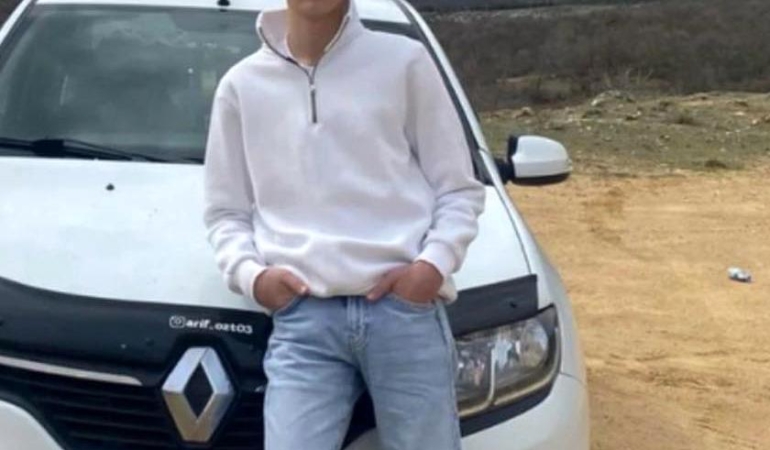 Afyonkarahisar’da otomobil köprü bariyerine çarptı: 1 ölü, 3 yaralı