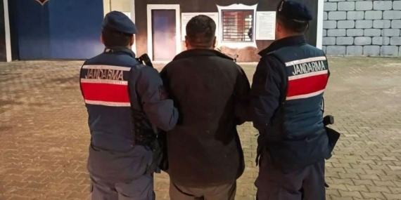 Eşini darbeden koca tutuklandı