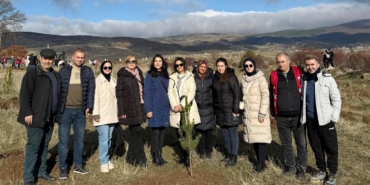 Öğrencilerden ‘Geleceğe Nefes’ fidan dikimi etkinliği