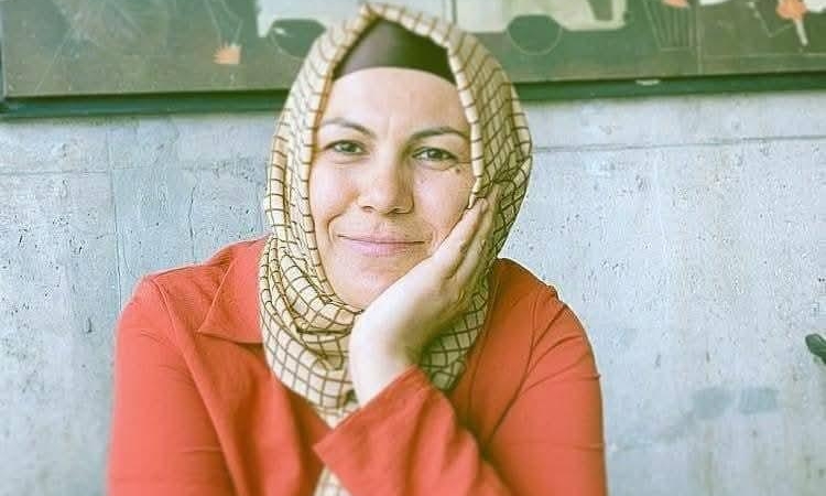 Emine öğretmen toprağa verildi