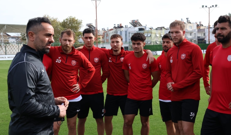 Kepezspor’un yeni teknik patronu Kerem Şeras’tan taraftara çağrı