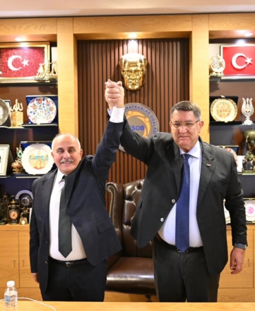 Başkan Evyapan, Antalya Marangozları’nda Güven Tazeledi!