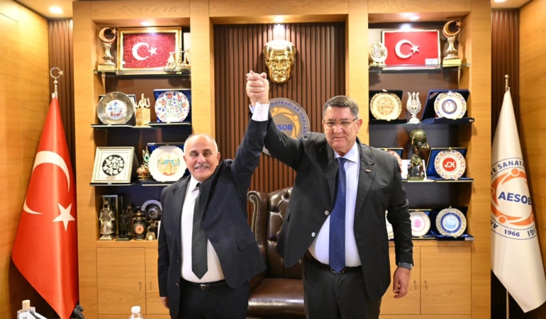 Başkan Evyapan, Antalya Marangozları’nda Güven Tazeledi!