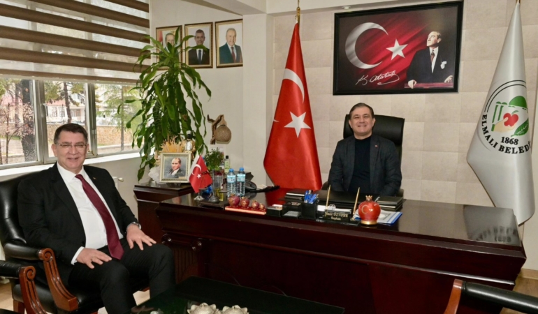 Elmalı Esnaflarından Başkan Öztürk’e Ziyaret