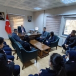 Madalyalı öğrencilerden kaymakama ziyaret