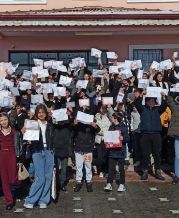 Karne sevincini türkü söyleyip oynayarak yaşadılar