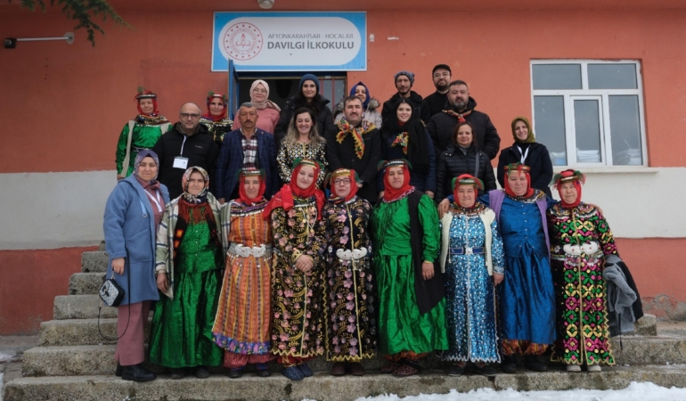 Yöresel kıyafet ve yiyecekler kayıt altına alındı