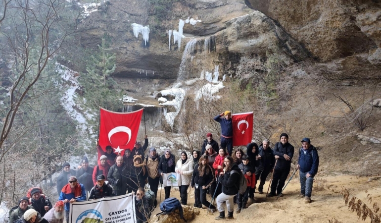 Donan Su Uçtu Şelalesi’ne ziyaret