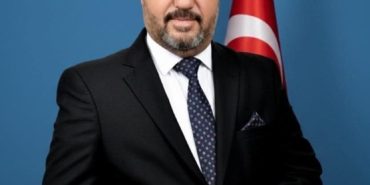 Başkan Adayı Halil Efe Çevik’in Aracı Kundaklandı