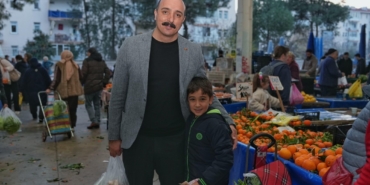 Başkan Kotan, Pazar Yerinde Esnafla Buluştu