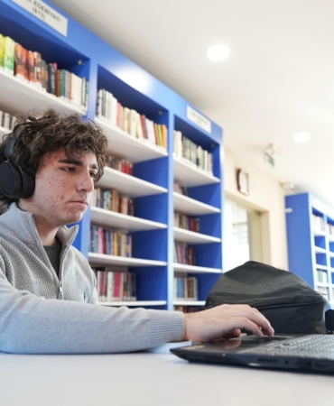 Konyaaltı Kütüphaneleri: Huzurlu Okuma Alanları