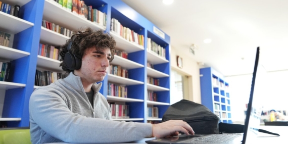 Konyaaltı Kütüphaneleri: Huzurlu Okuma Alanları