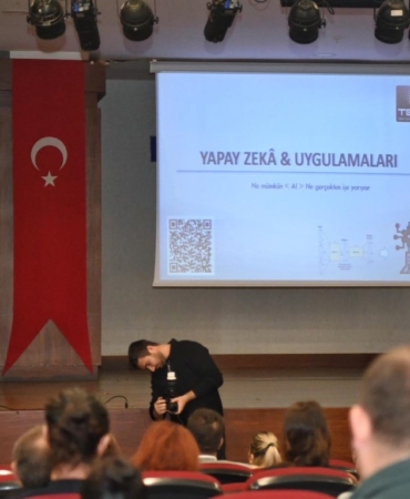 Konyaaltı’nda Yapay Zeka Eğitimi Gerçekleşti