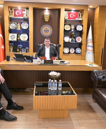 Başkan Özbey’den Esnaf Ziyareti ve Dayanışma Vurgusu