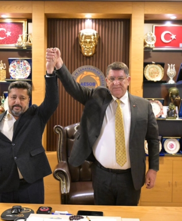 Halil Efe Çevik’ten Esnafa Nezaket Ziyareti