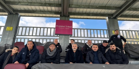 Genç Akrepler Tribünde Destek Buldu!