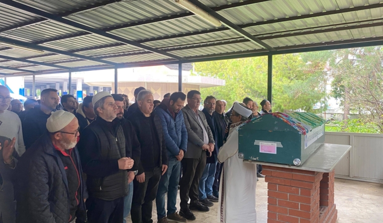 Esnaf Camiası, Gülsüm Çalkacı’yı Unutmadı