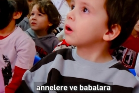 Minik Yürekler İçin Gülümseten Stand-Up Gösterisi