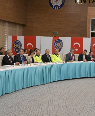 Antalya’da Eğitimde Güvenli Adımlar Atılıyor!