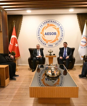 Esnaf Talepleri Bakan Yardımcısıyla Ele Alındı
