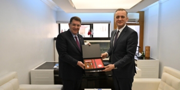 Yeni Müdüre Hayırlı Olsun Ziyareti Gerçekleşti