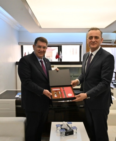 Yeni Müdüre Hayırlı Olsun Ziyareti Gerçekleşti