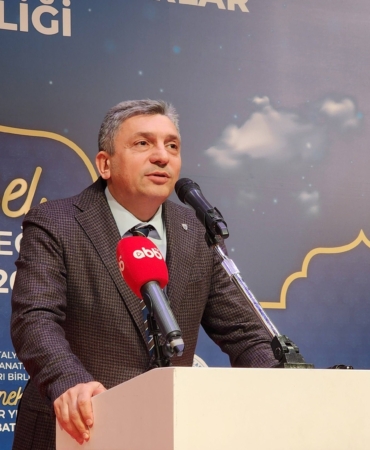 Esnaf ve Sanatkarlar İftar Sofrasında Buluştu