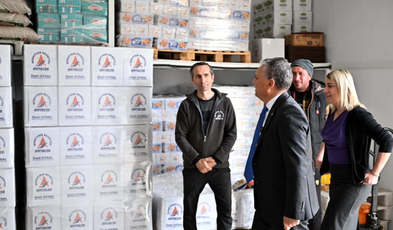 Ramazan’da Muratpaşa’da Dayanışma Güçleniyor!