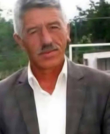 Taksi şarampole yuvarlandı, şoför öldü