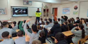 Jandarmadan okullarda trafik eğitimi