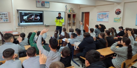 Jandarmadan okullarda trafik eğitimi
