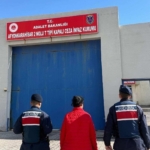 Hırsızlık hükümlüsü yakalandı