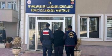 Aranan 2 hükümlü yakalandı
